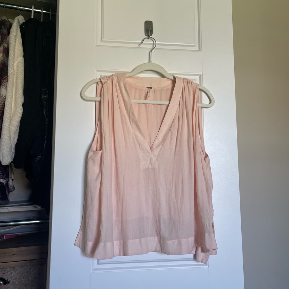 Free People flowy pink vneck tank